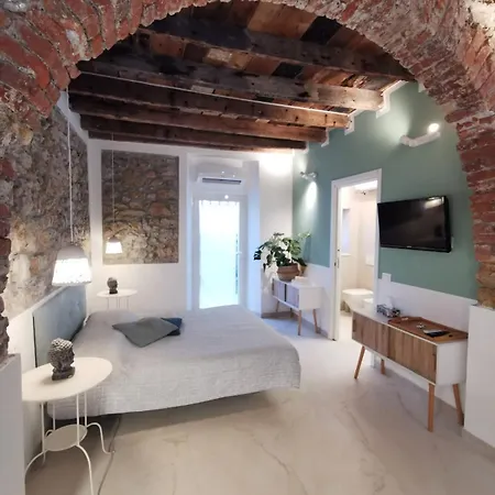 Apartment Mirto E Lavanda *